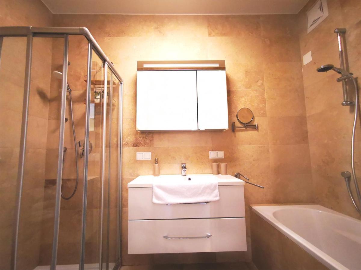 Pannonia Appartements نيوسيدل آم سي المظهر الخارجي الصورة