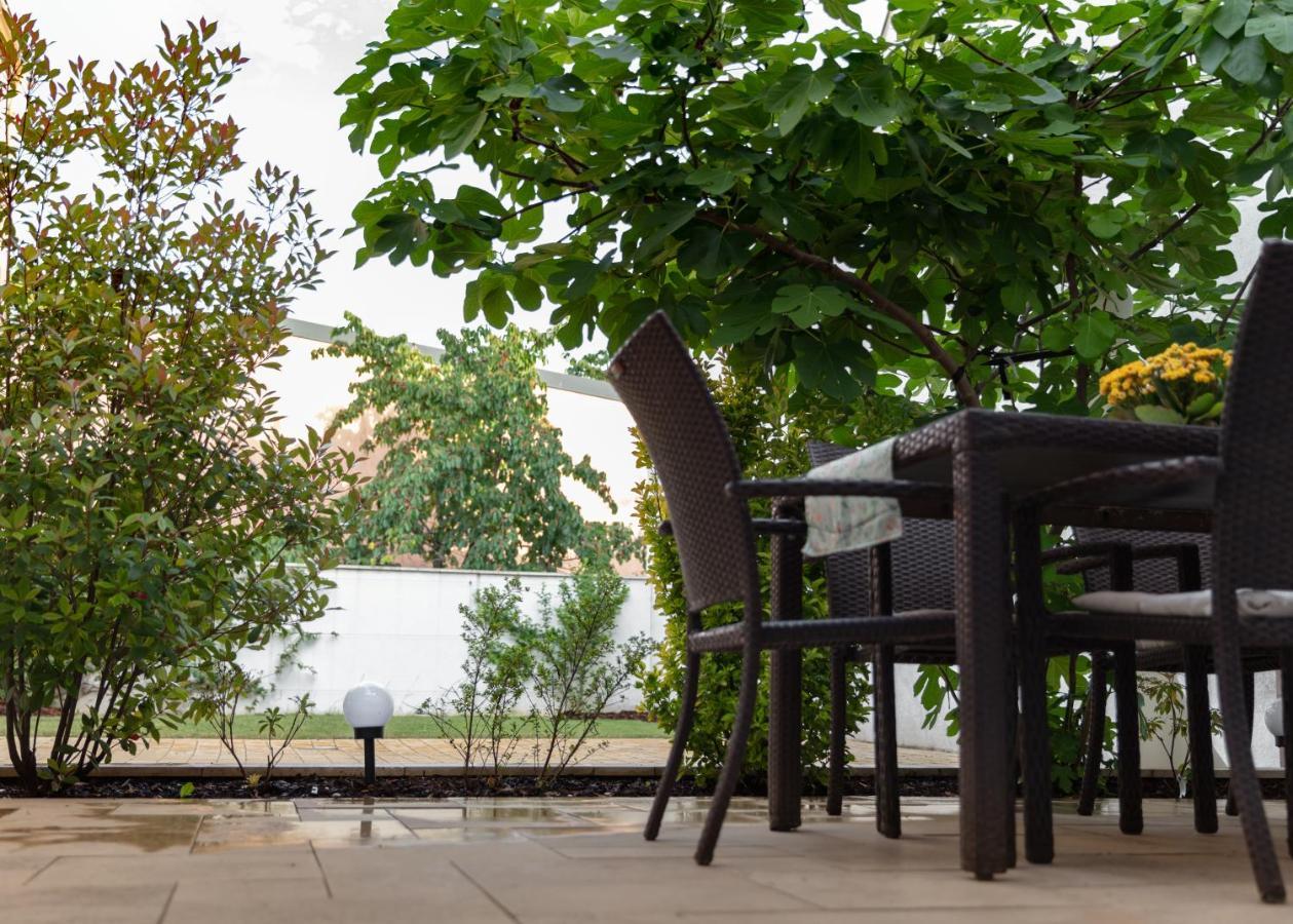 Pannonia Appartements نيوسيدل آم سي المظهر الخارجي الصورة