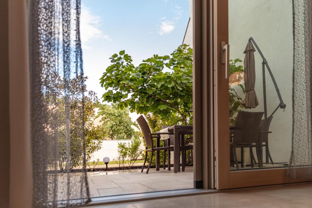 Pannonia Appartements نيوسيدل آم سي المظهر الخارجي الصورة