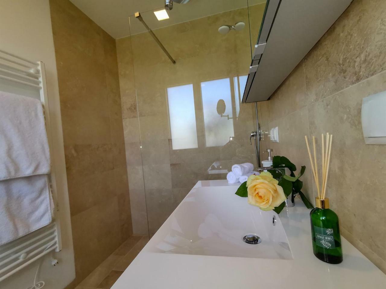 Pannonia Appartements نيوسيدل آم سي المظهر الخارجي الصورة